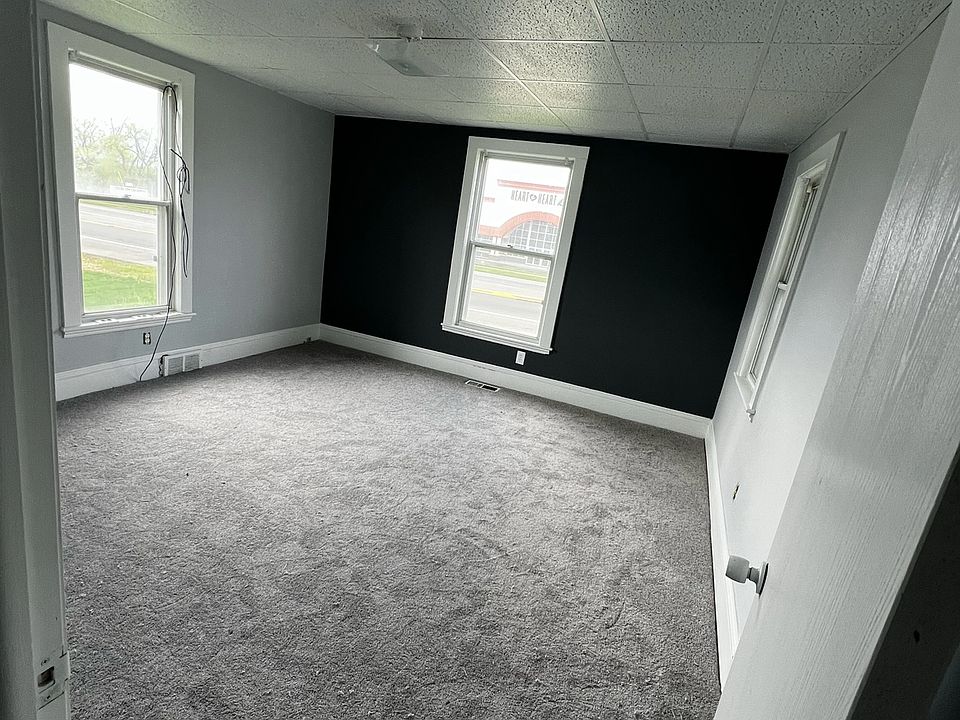 1st image of 1173 Ridge Rd APT 1