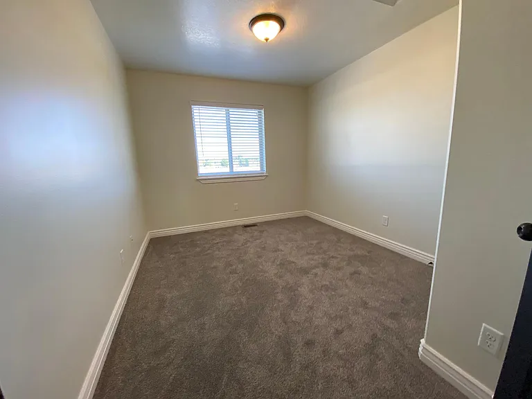 642 Trejo St — Photo 22