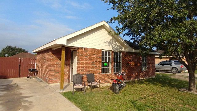 1st image of 704 W Dove Ave