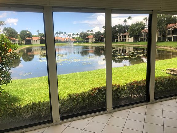 Home For Sale In Palm Chase Lakes