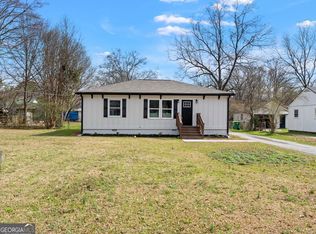 5068 Maple Dr, Forest Park, GA 30297