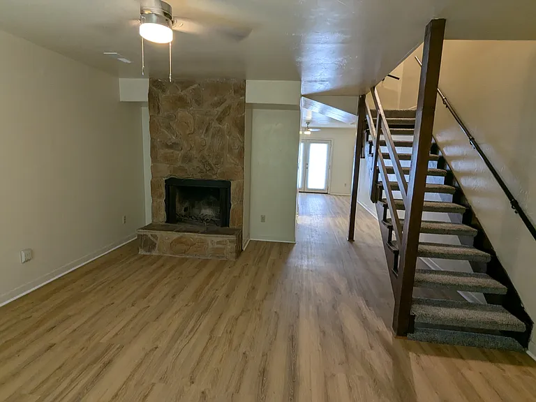 566 Teal Ln #566 — Photo 15