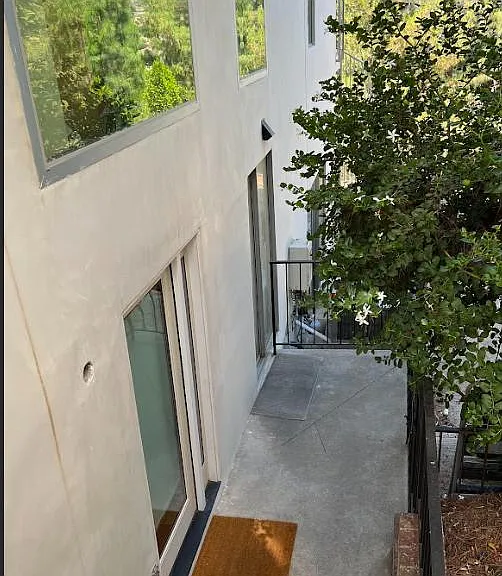 2387 Mount Olympus Dr #1/2 — Photo 10