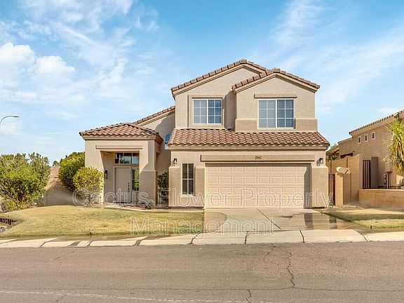 3rd image of 846 W Carob Dr