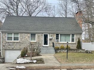 53 Griffin Ave, Bridgeport, CT 06606