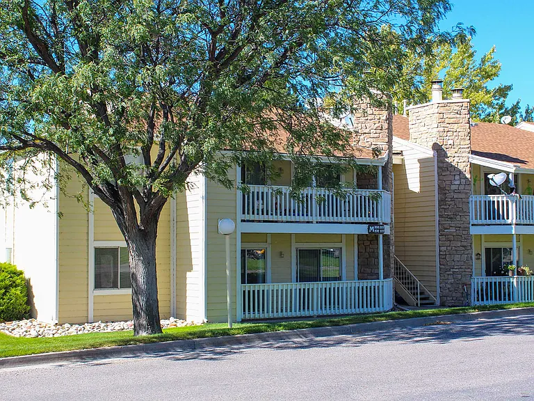 Willow Ridge Apartments — Photo 17