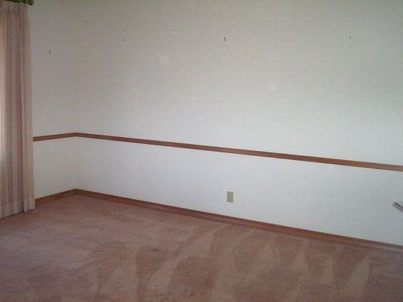 2nd image of 1309 Malibu Dr