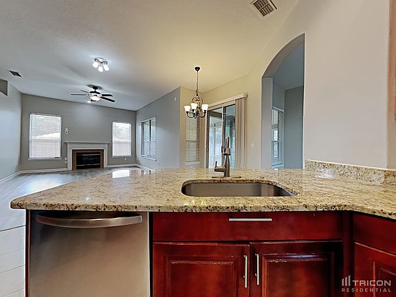 5th image of 12204 Lake Fern Dr