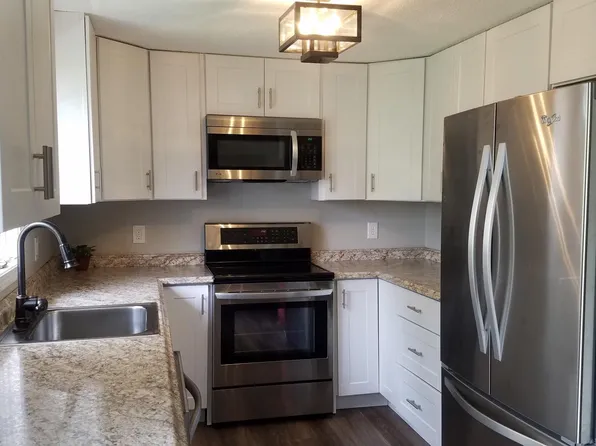 12 Perley Rd Unit 6, Derry, NH 03038