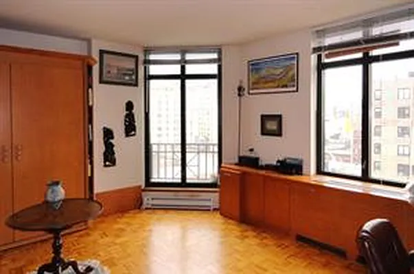 Rented by Corcoran | media 17