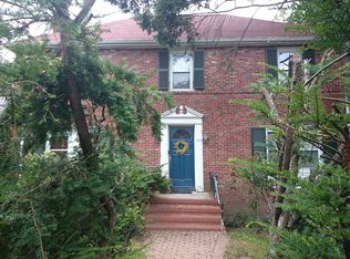 165 Longwood Ave, Brookline, MA 02446