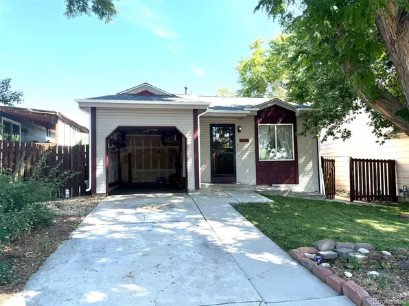 17843 E Columbia Avenue, Aurora, CO 80013