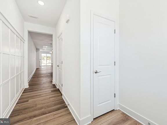 3rd image of 20411 Spyglass Cir