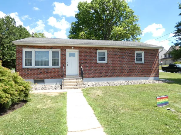 3 Ruth Ave, Wernersville, PA 19565