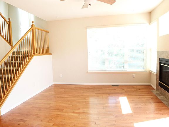 3rd image of 5327 Cinquefoil Ln