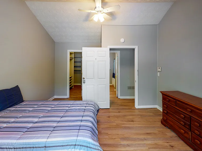 W Bridle Ct — Photo 2
