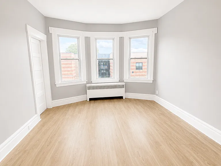 535 21st St #3 — Photo 9