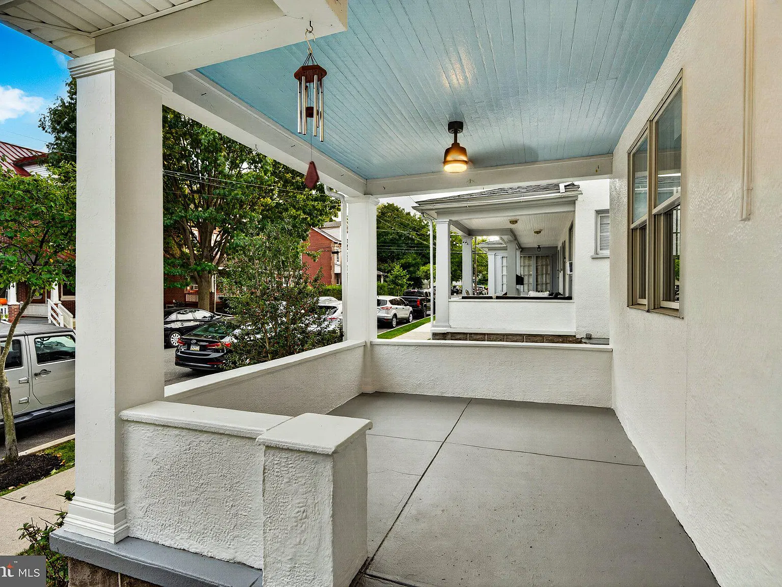 3 bed, 2.5 bath, 1478 sqft, $3,295 — Photo 3
