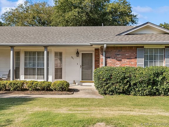 2nd image of 731 Kingfisher Rd