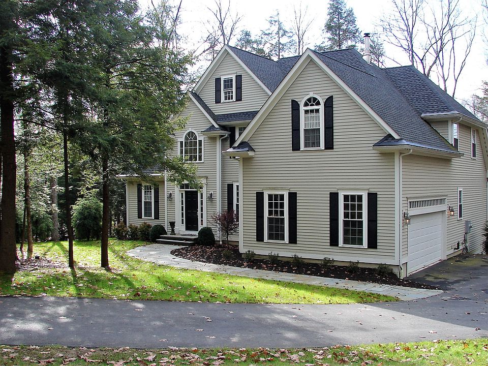 124 Wellsford Drive
