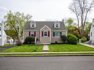 41 Shirley Rd, Hatboro, PA 19040