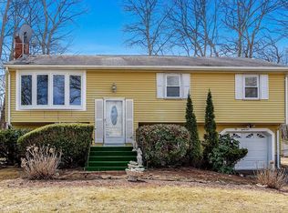 31 Redwood Dr, Milford, MA 01757