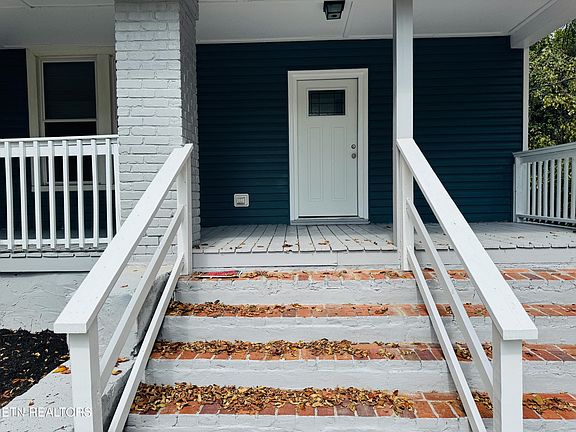 2nd image of 2027 Dandridge Ave