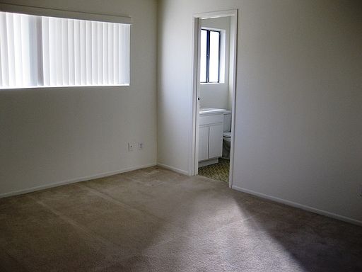 5th image of 9400 National Blvd APT 5
