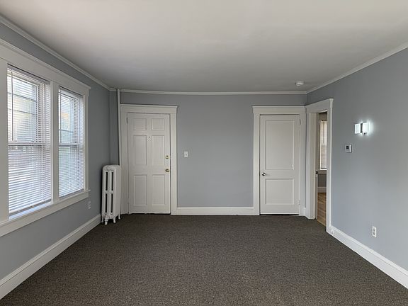3rd image of 30 Main St