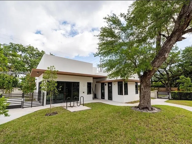 4189 N Oak Pl — Photo 16
