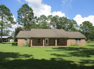 19089 NE Woodmont Dr, Blountstown, FL 32424