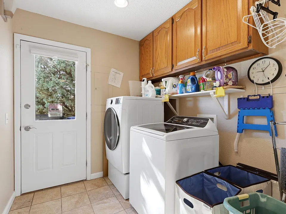 3115 Hogan Ct