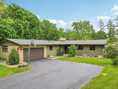 32225 N Pine Ave, Grayslake, IL, 60030