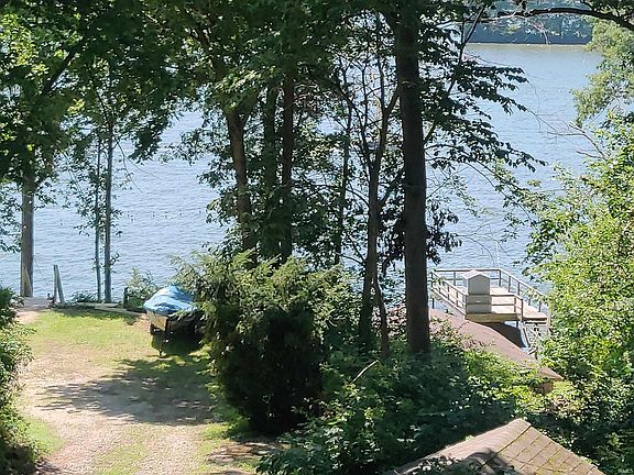 4th image of 11896 W Breezy Point Dr