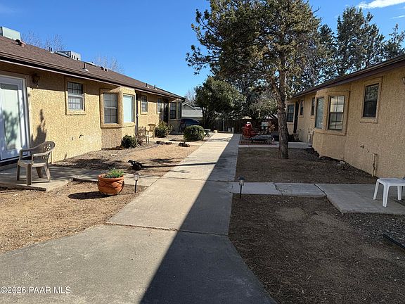 4th image of 1283 N Tapadero Dr