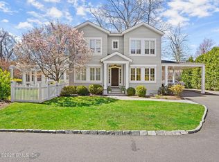 2 Bennett St, Old Greenwich, CT 06870