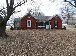 209 Walnut St, Lamar, MO 64759