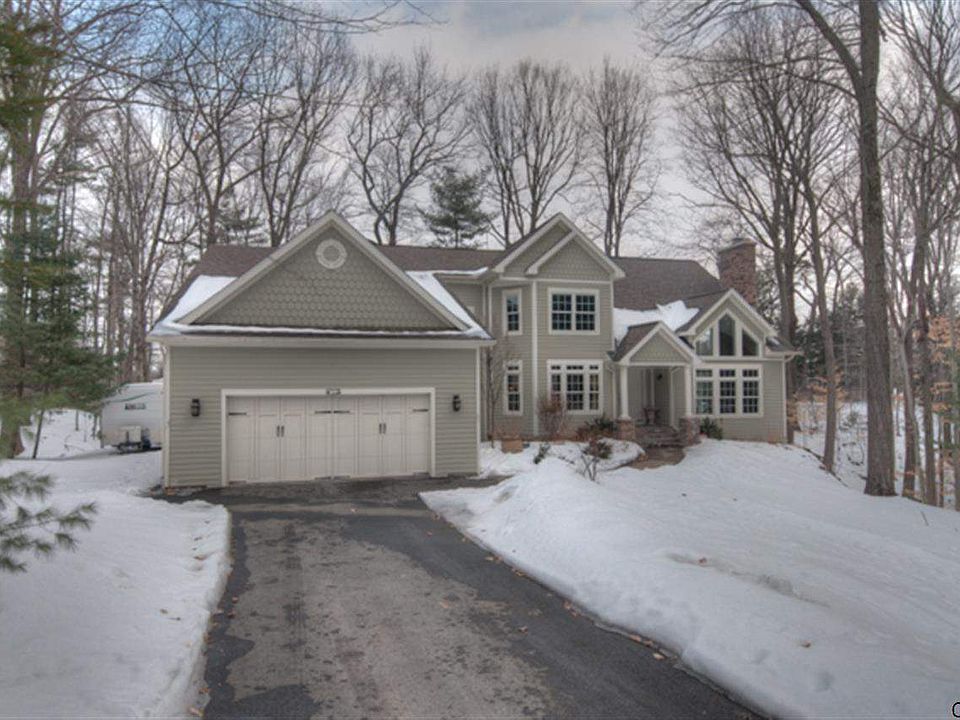 1st image of 7 Cardinal Ct