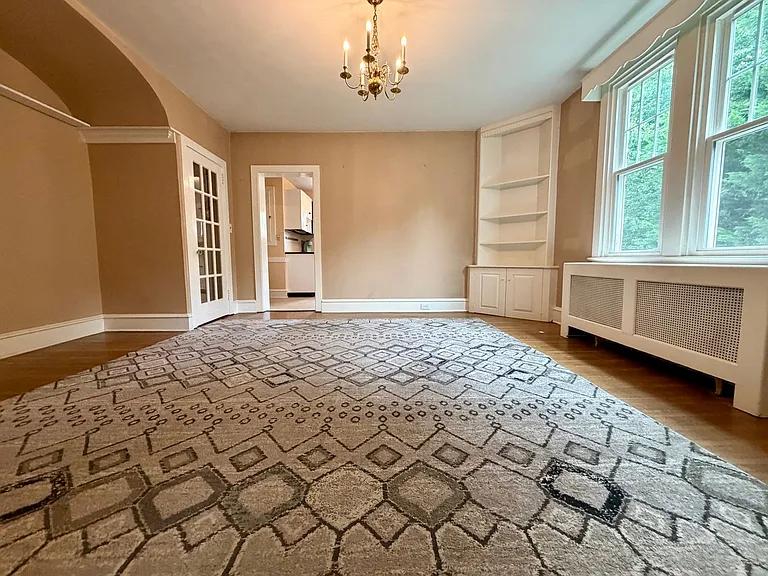 25 N Concord Rd — Photo 10