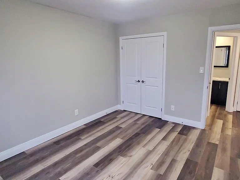 375 Scott St — Photo 27