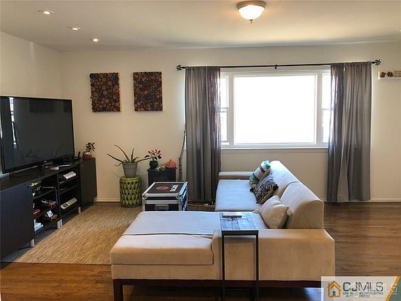 4th image of 57 Judson St APT 1B