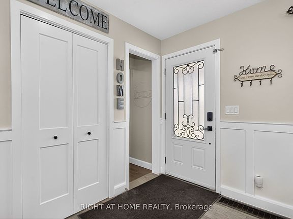 5th image of 4116 Innisfil Beach Rd