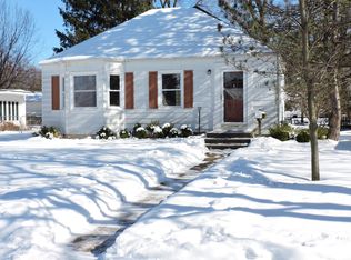 1725 Quentin Ave, Lansing, MI 48910