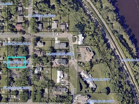 2nd image of 1014 4th Ave S