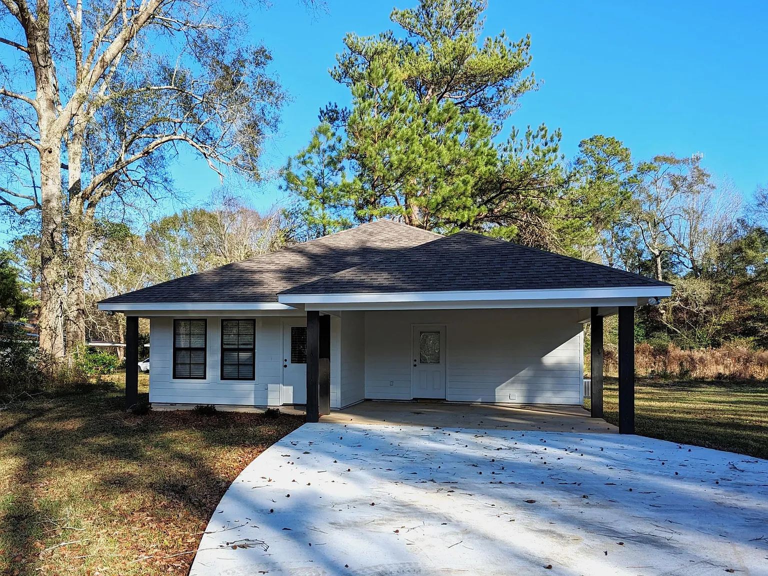 3 bed, 1500 sqft, $1,600 — Photo 1