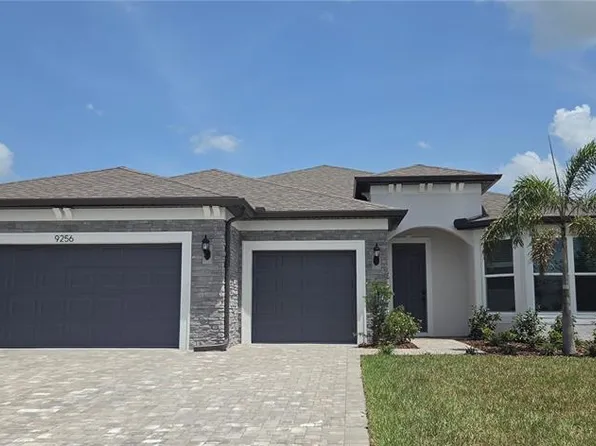 9256 Daylight Dr, Parrish, FL 34219