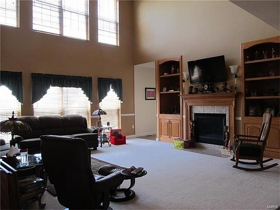5th image of 1619 Coles Ct