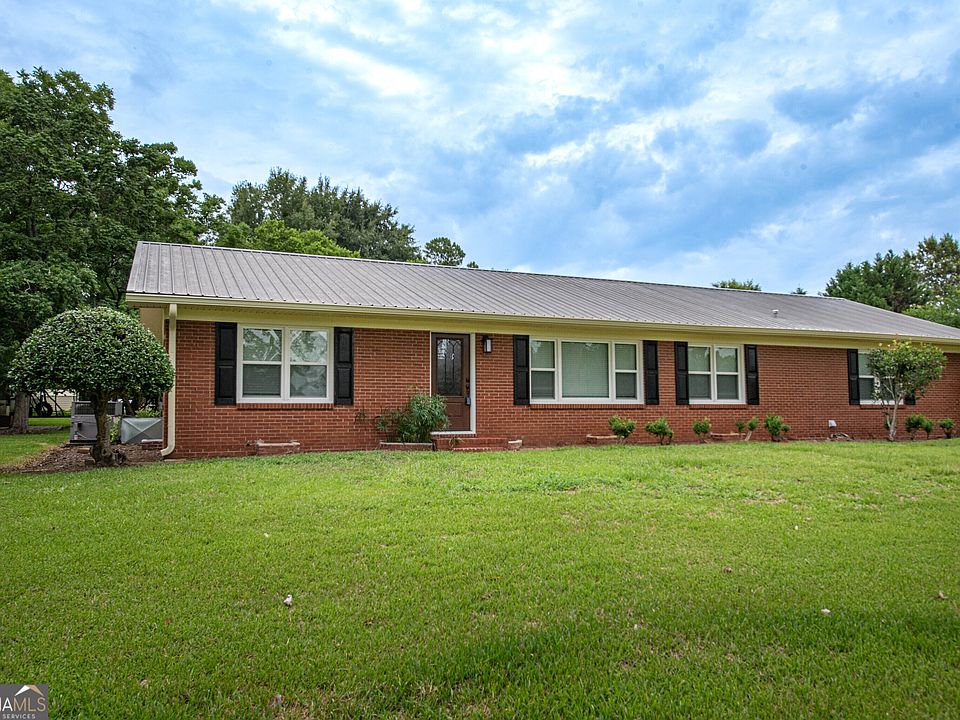 1st image of 281 Peggy Dr