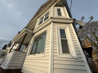 227 White St #F2-R, Lowell, MA 01854