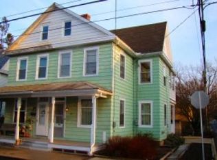 125 W Ferdinand St, Manheim, PA